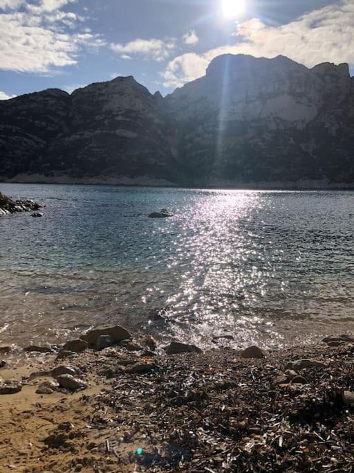 Morgiou Sormiou T4 Climatise Familial - 3 - Terrasse Bois - Jardin Privatif - Calanques A Pied - Plages & Velodrome A 10 Min - Ideal Familles & Randonneurs & Grimpeurs - Escalade A 5 Min - Sud * Marseille