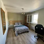 Morgiou Sormiou Marseille T4 Climatise Familial - 3 Chambres - Terrasse Bois - Jardin Privatif - Calanques A Pied - Plages & Velodrome A 10 Min - Ideal Familles & Randonneurs & Grimpeurs - Escalade A 5 Min - Marseille Sud
