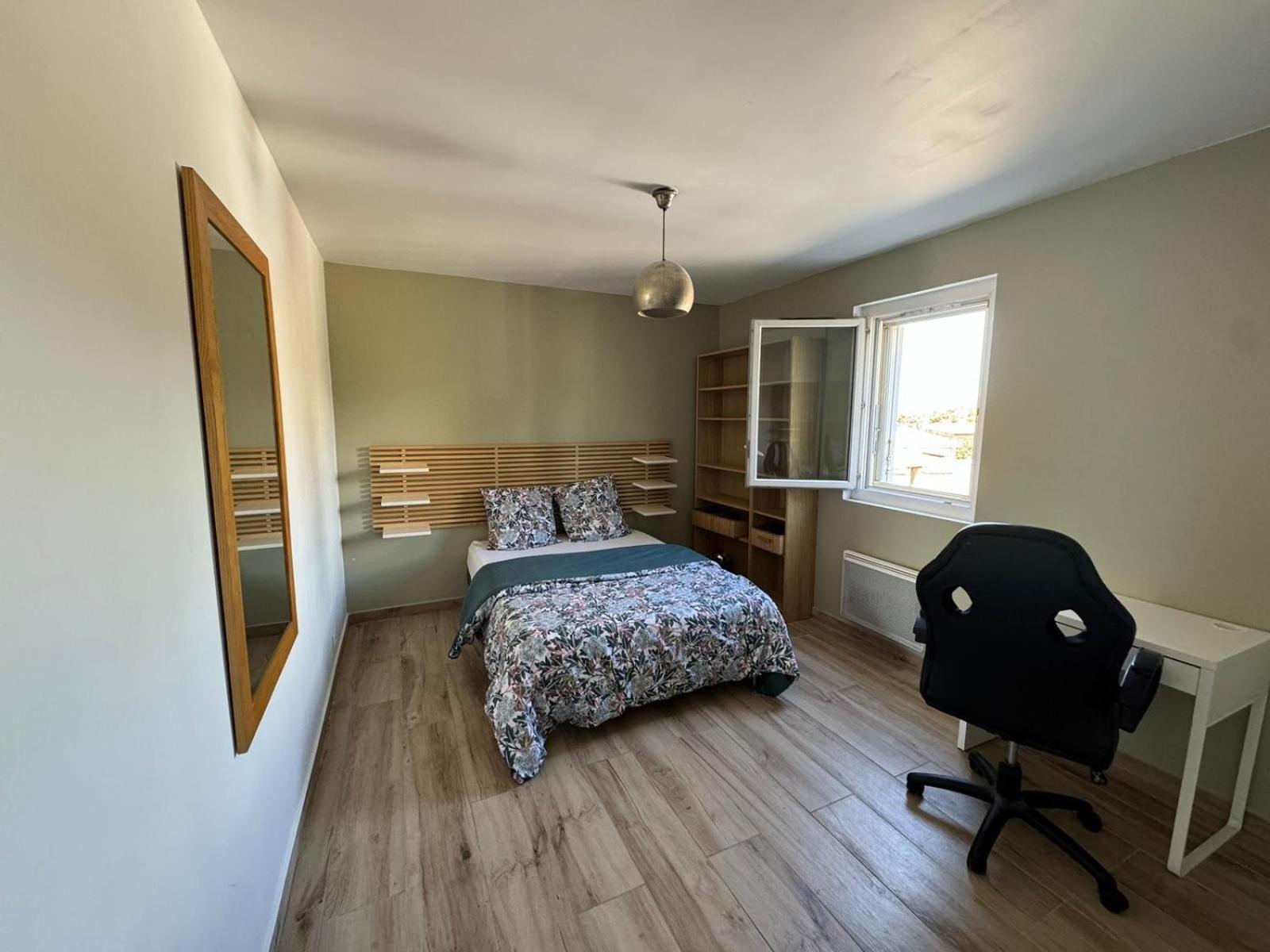 Morgiou Sormiou T4 Climatise Familial - 3 - Terrasse Bois - Jardin Privatif - Calanques A Pied - Plages & Velodrome A 10 Min - Ideal Familles & Randonneurs & Grimpeurs - Escalade A 5 Min - Sud Apartment *