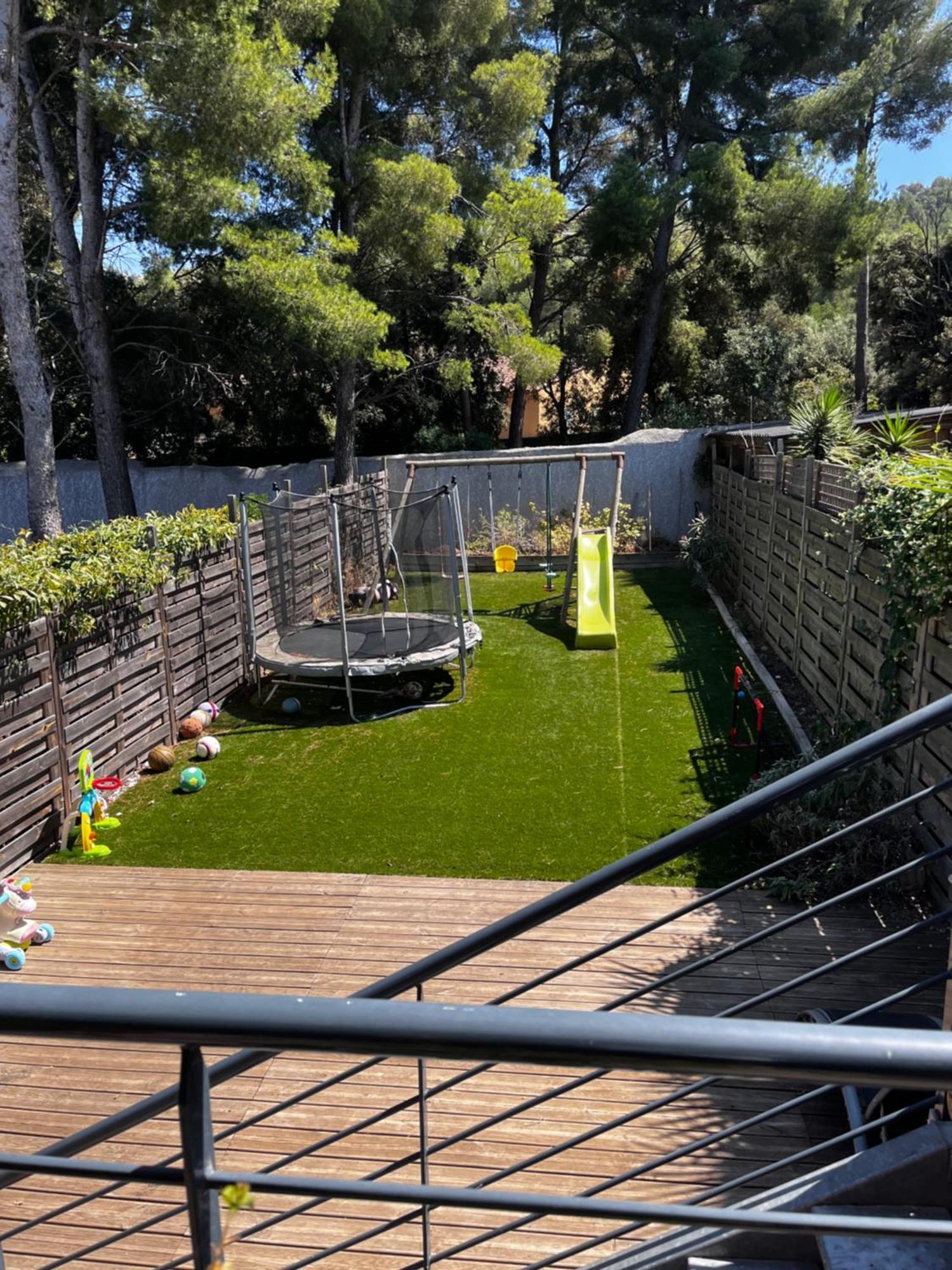 Apartment Morgiou Sormiou T4 Climatise Familial - 3 - Terrasse Bois - Jardin Privatif - Calanques A Pied - Plages & Velodrome A 10 Min - Ideal Familles & Randonneurs & Grimpeurs - Escalade A 5 Min - Sud Marseille